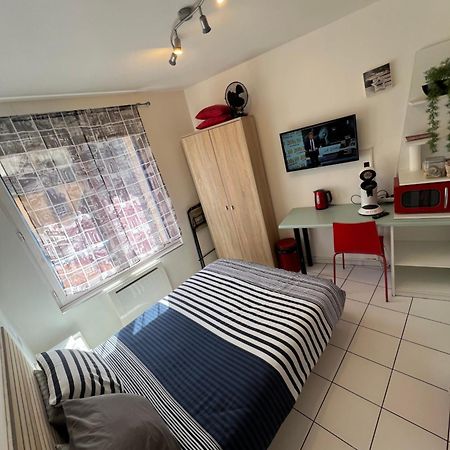 Beau Studio Centre Ville Et Proche Gare Бурж Экстерьер фото