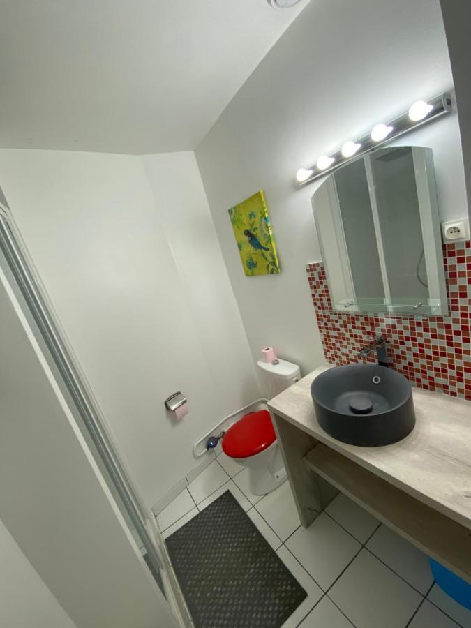 Beau Studio Centre Ville Et Proche Gare Бурж Экстерьер фото